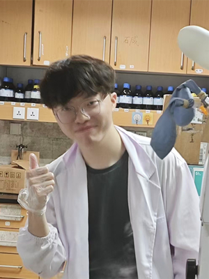 Fuwen Tan (谭福文, 24级硕)(BS: Jiangxi University of Science and Technology) Fuwen Tan (谭福文, 24级硕)(BS: Jiangxi University of Science and Technology)